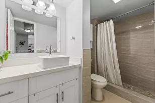 7021 Environ Blvd, Lauderhill, FL 33319 - Photo 22