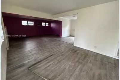 1001 NW 13th Ct, Fort Lauderdale, FL 33311 - Photo 4