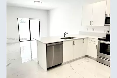 15925 SW Sw 2 Pl, Pembroke Pines, FL 33027 - Photo 2