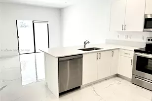 15925 SW Sw 2 Pl, Pembroke Pines, FL 33027 - Photo 2