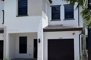 15925 SW Sw 2 Pl, Pembroke Pines, FL 33027 - Photo 24