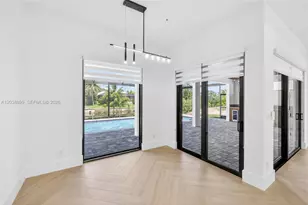 2014 SW 8th Pl, Cape Coral, FL 33991 - Photo 14