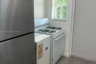 415 76th St, Miami Beach, FL 33141 - Photo 4