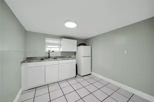 875 E 29th St, Hialeah, FL 33013 - Photo 26