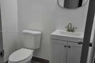 404 NW 68th Ave, Plantation, FL 33317 - Photo 14