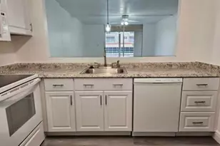 404 NW 68th Ave, Plantation, FL 33317 - Photo 12