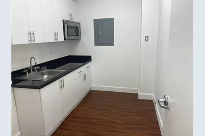 1607 Ponce De Leon Blvd #201, Coral Gables, FL 33134 - Photo 8