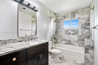 20520 SW 190th St, Miami, FL 33187 - Photo 22