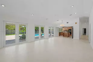 8021 SW 162nd St, Palmetto Bay, FL 33157 - Photo 10