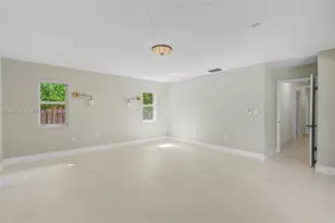 8021 SW 162nd St, Palmetto Bay, FL 33157 - Photo 12
