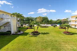 82 Dorset B, Boca Raton, FL 33434 - Photo 12