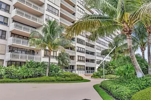 2 Grove Isle Dr, Miami, FL 33133 - Photo 38