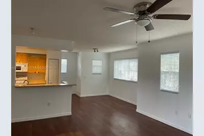 2412 Centergate Dr #201, Miramar, FL 33025 - Photo 4