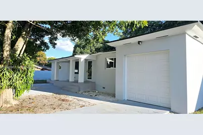 2530 NW 111th St, Miami, FL 33167 - Photo 2
