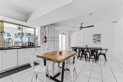 816 Polk St #1, Hollywood, FL 33019 - Photo 14