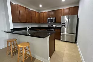 966 SW 147th Ave, Pembroke Pines, FL 33027 - Photo 4
