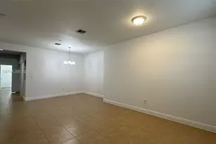 966 SW 147th Ave, Pembroke Pines, FL 33027 - Photo 2