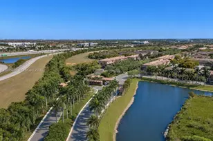 966 SW 147th Ave, Pembroke Pines, FL 33027 - Photo 2