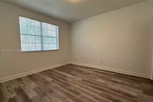 966 SW 147th Ave, Pembroke Pines, FL 33027 - Photo 12