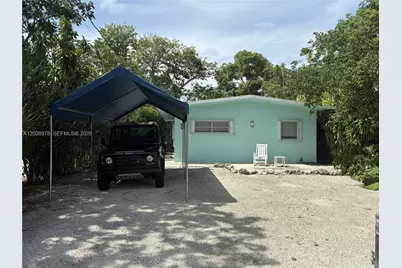 8 Jewfish Ave, Key Largo, FL 33037 - Photo 1
