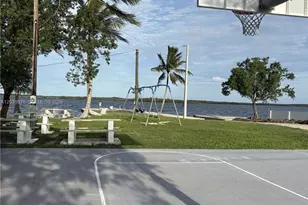 8 Jewfish Ave, Key Largo, FL 33037 - Photo 22