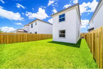 2373 NW 130th St, Miami, FL 33167 - Photo 30