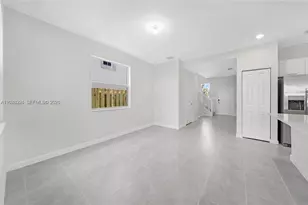 2373 NW 130th St, Miami, FL 33167 - Photo 10