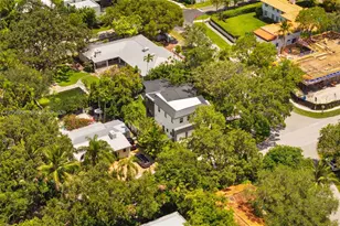 3303 Halissee St, Coconut Grove, FL 33133 - Photo 32