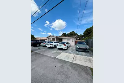 400 NW 44th Ave, Miami, FL 33126 - Photo 2