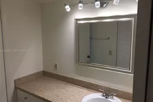 10808 N Kendall Dr, Miami, FL 33176 - Photo 20