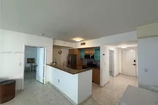 17555 Atlantic Blvd, Sunny Isles Beach, FL 33160 - Photo 10