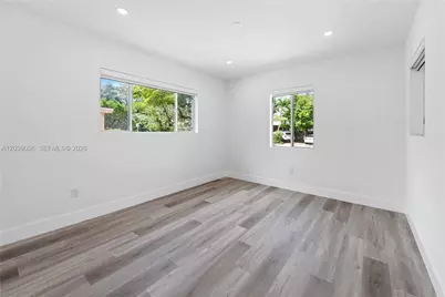 2721 SW 29th Ct, Miami, FL 33133 - Photo 12