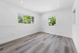 2721 SW 29th Ct, Miami, FL 33133 - Photo 12