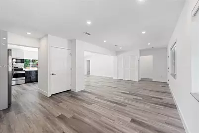 2721 SW 29th Ct, Miami, FL 33133 - Photo 4