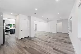 2721 SW 29th Ct, Miami, FL 33133 - Photo 4