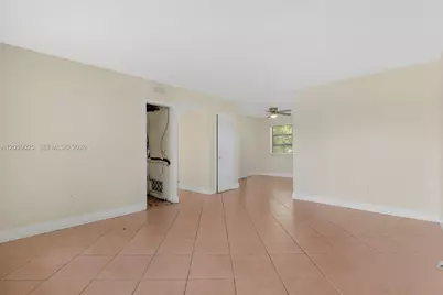 2211 NW 64th Ave, Sunrise, FL 33313 - Photo 18
