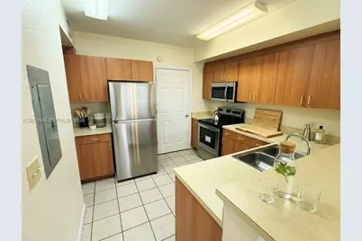 705 Belmont Ln #705, North Lauderdale, FL 33068 - Photo 4