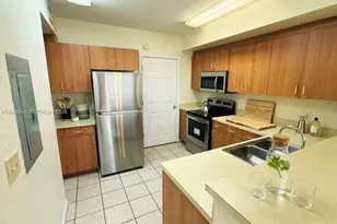 705 Belmont Ln, North Lauderdale, FL 33068 - Photo 4