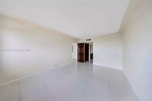 2450 NE 135th St, North Miami, FL 33181 - Photo 18