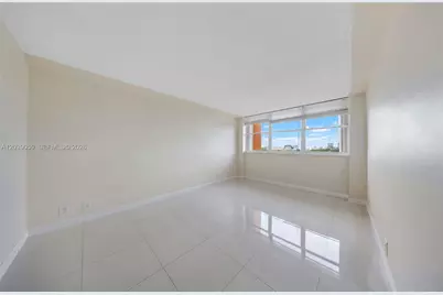 2450 NE 135th St #1006, North Miami, FL 33181 - Photo 20