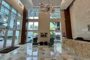 31 SE 5th St, Miami, FL 33131 - Photo 1
