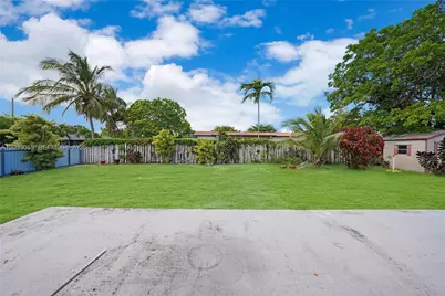 10051 SW 13th Ter, Miami, FL 33174 - Photo 22