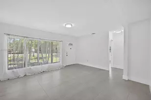 17150 NE 18th Ave, North Miami Beach, FL 33162 - Photo 28