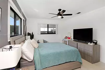 6751 SW 13th St, Miami, FL 33144 - Photo 26