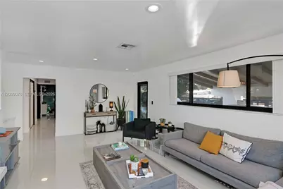 6751 SW 13th St, Miami, FL 33144 - Photo 10