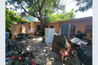 75 NE 49th St, Miami, FL 33137 - Photo 6