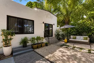 8280 NE 1st Pl, Miami, FL 33138 - Photo 2