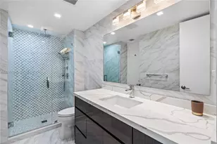 5055 Collins Ave, Miami Beach, FL 33140 - Photo 16