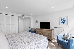5055 Collins Ave, Miami Beach, FL 33140 - Photo 4