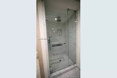 1000 Brickell Plz #4905, Miami, FL 33131 - Photo 16